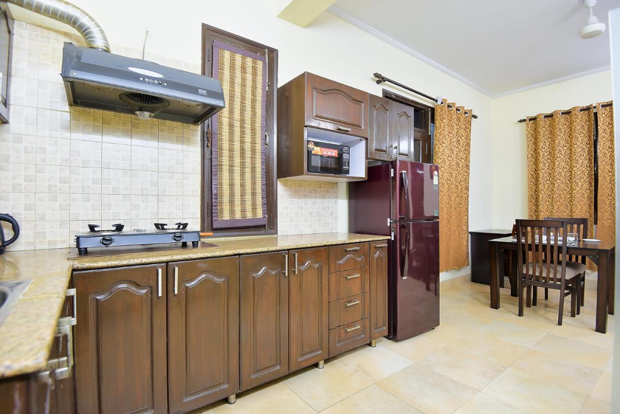 Studio Serviced Apartments Near Fortis Hospital Gurgaon Exterior photo